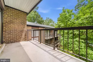 9715 Kings Crown Ct, Fairfax, VA 22031 - Photo 26