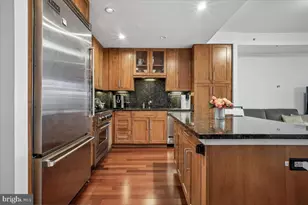 8220 Crestwood Heights Dr, McLean, VA 22102 - Photo 2