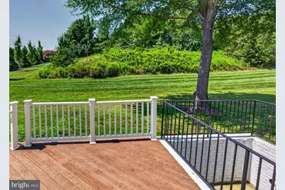 5694 Tower Hill Circle, Alexandria, VA 22315 - Photo 4