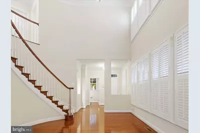 5694 Tower Hill Circle, Alexandria, VA 22315 - Photo 22