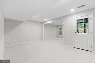 13653 Saint Johns Wood Place, Herndon, VA 20171 - Photo 6