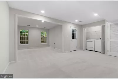 13653 Saint Johns Wood Place, Herndon, VA 20171 - Photo 8