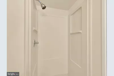 8360 Greensboro Drive #817, McLean, VA 22102 - Photo 22
