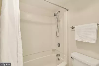 8360 Greensboro Drive #817, McLean, VA 22102 - Photo 30