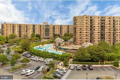 8360 Greensboro Drive #817, McLean, VA 22102 - Photo 10