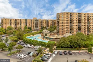 8360 Greensboro Dr, McLean, VA 22102 - Photo 10