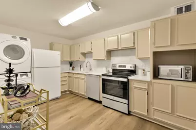 8360 Greensboro Drive #817, McLean, VA 22102 - Photo 14