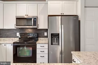 2913 Ashdown Forest Drive, Herndon, VA 20171 - Photo 12