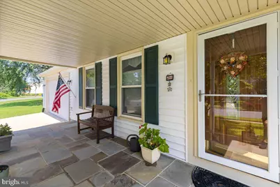2913 Ashdown Forest Drive, Herndon, VA 20171 - Photo 4