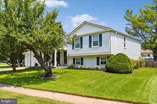 2913 Ashdown Forest Dr, Herndon, VA 20171 - Photo 1