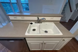 2590 Logan Wood Dr, Herndon, VA 20171 - Photo 14