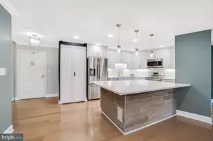 5903 Mt Eagle Dr, Alexandria, VA 22303 - Photo 20