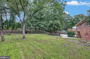 6104 St John Dr, Alexandria, VA 22310 - Photo 30