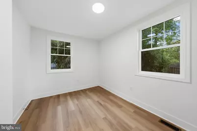 6932 Chestnut Avenue, Falls Church, VA 22042 - Photo 16
