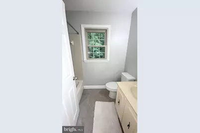 7421 Silver Pine Drive, Springfield, VA 22153 - Photo 20