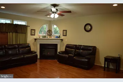3791 Louise Avenue, Chantilly, VA 20151 - Photo 10