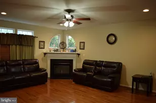 3791 Louise Ave, Chantilly, VA 20151 - Photo 10