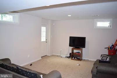 3791 Louise Avenue, Chantilly, VA 20151 - Photo 18