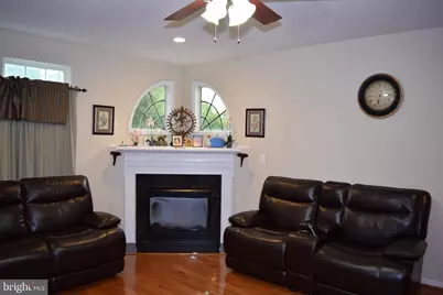 3791 Louise Avenue, Chantilly, VA 20151 - Photo 8