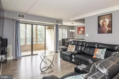 611 Center Street #104, Herndon, VA 20170 - Photo 8