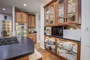 5672 Tower Hill Cir, Alexandria, VA 22315 - Photo 26
