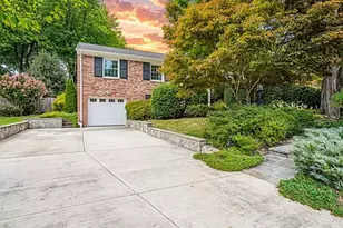 1320 Elsinore Ave, McLean, VA 22102 - Photo 8
