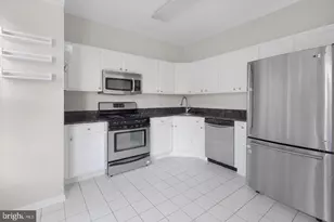 2542 Logan Wood, Herndon, VA 20171 - Photo 8