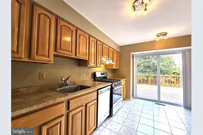 4718 Gainsborough Drive, Fairfax, VA 22032 - Photo 8