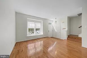 6941 Compton Ln, Centreville, VA 20121 - Photo 10