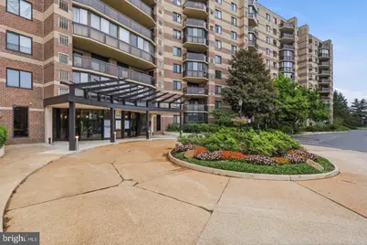 8340 Greensboro Drive #306, McLean, VA 22102 - Photo 1