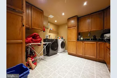 9910 Kingsbridge Drive, Fairfax, VA 22031 - Photo 22
