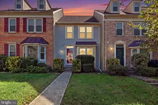6303 Mary Todd Ct, Centreville, VA 20121 - Photo 1