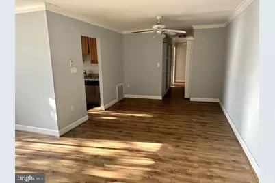 5600 Bloomfield Drive #203, Alexandria, VA 22312 - Photo 1