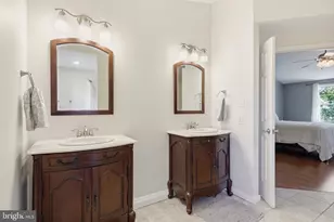 3894 Plum Run Ct, Fairfax, VA 22033 - Photo 36