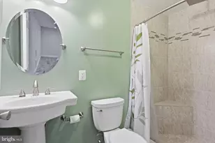 3894 Plum Run Ct, Fairfax, VA 22033 - Photo 46