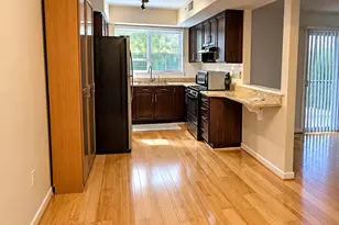 7723 Inversham Dr, Falls Church, VA 22042 - Photo 4