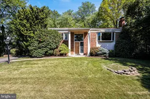 1317 MacBeth St, McLean, VA 22102 - Photo 2