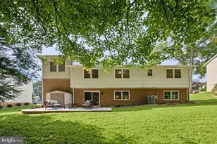10308 Collingham Dr, Fairfax, VA 22032 - Photo 48