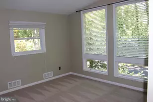 3720 Woodland Cir, Falls Church, VA 22041 - Photo 12