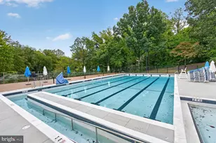2003 Upper Lake Dr, Reston, VA 20191 - Photo 40