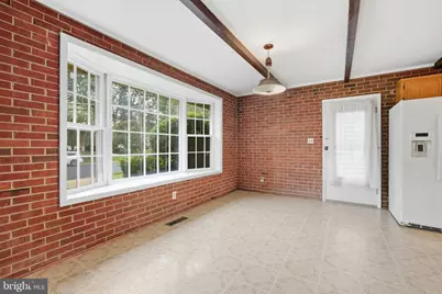 8416 Stonewall Drive, Vienna, VA 22180 - Photo 4