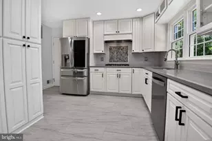6143 Poburn Landing Ct, Burke, VA 22015 - Photo 14