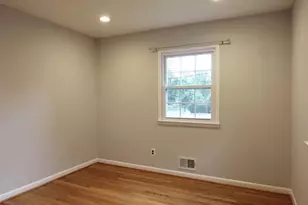 2391 Cedar Ln, Vienna, VA 22180 - Photo 20