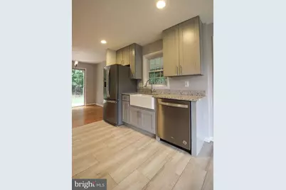 2391 Cedar Lane, Vienna, VA 22180 - Photo 12