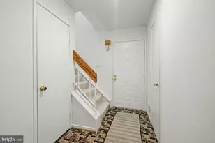 5800 Jacksons Oak Ct, Burke, VA 22015 - Photo 10