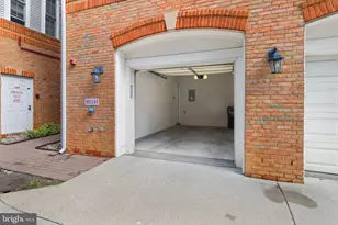 8931 Milford Haven Ct, Lorton, VA 22079 - Photo 48