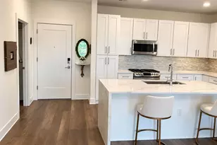 1761 Old Meadow Rd, McLean, VA 22102 - Photo 8