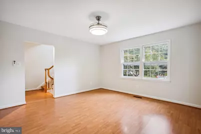 3318 Applegate Court, Annandale, VA 22003 - Photo 2