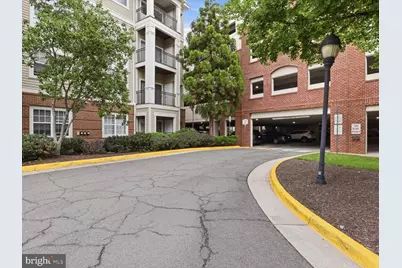 12933 Centre Park Circle #402, Herndon, VA 20171 - Photo 48