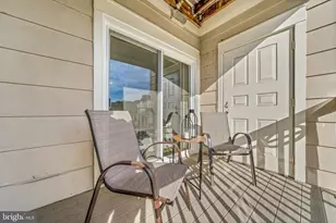 2204 Westcourt Ln, Herndon, VA 20170 - Photo 28